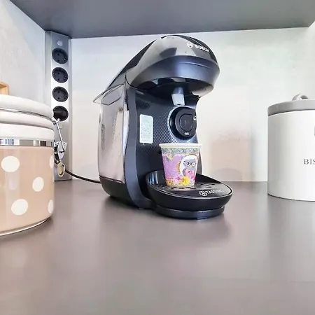 Les Aubépines - Calme - Parking Appartement *