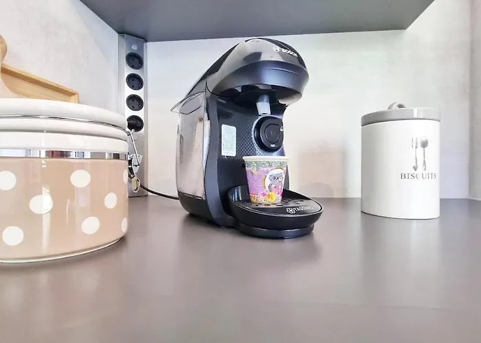 Les Aubepines - Calme - Parking Apartment *