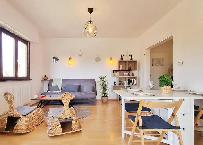 Apartment Les Aubepines - Calme - Parking *