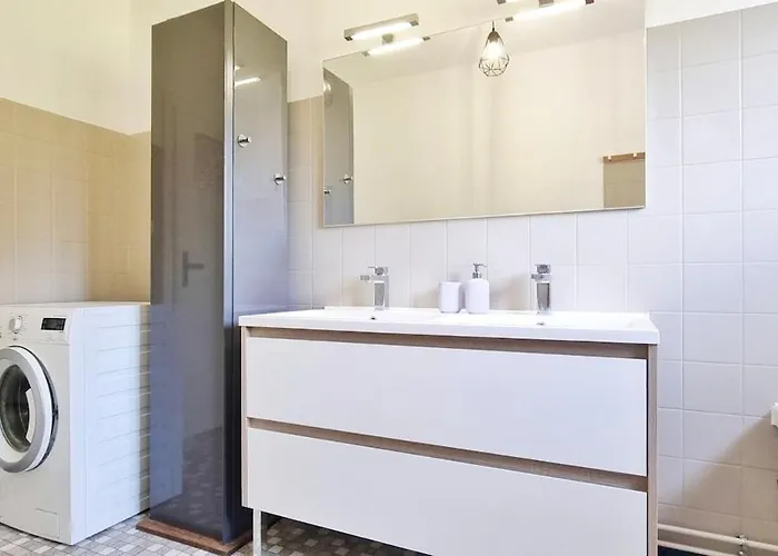 Les Aubepines - Calme - Parking Apartment